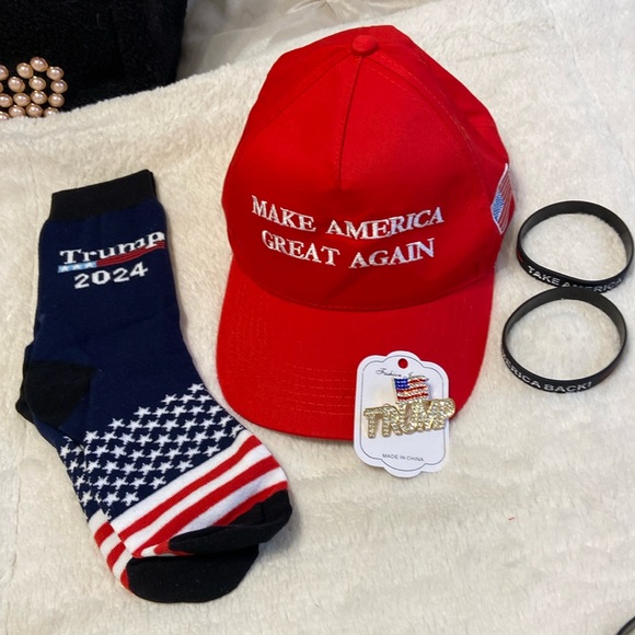 Accessories - Last one ❤️❤️ Trump Bundle